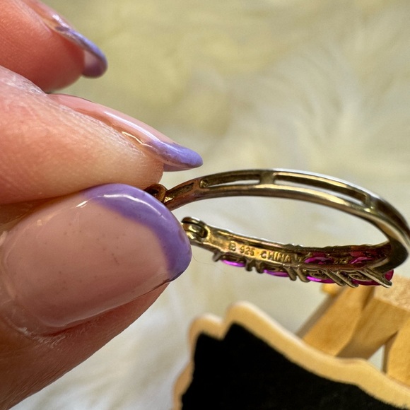 925 SILVER GOLDTONE LAB CREATED RUBY EARRINGS - Picture 6 of 16